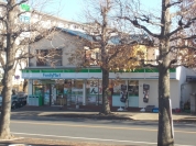 ファミリ―マートむらた小金原店