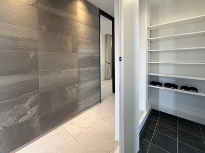 【1号棟】玄関ホール＆シューズインクローゼット