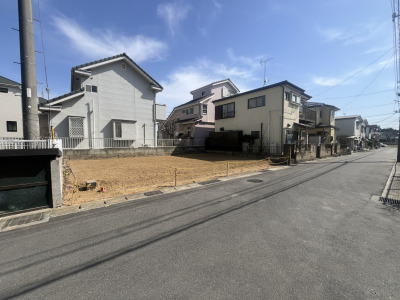 ゆとりの5ｍ道路に面した、快適な住環境
