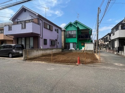 6ｍと4ｍ道路の角地に面した現地