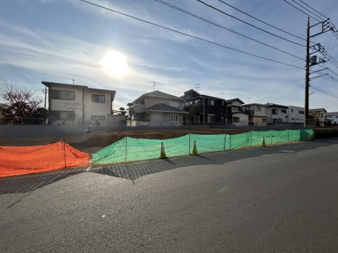 高台の閑静な住宅街の一角に誕生した新街区（全４区画）も最終１区画となりました。