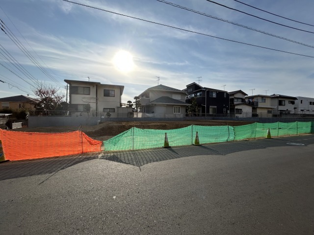 北松戸駅徒歩圏の高台エリア（海抜約27ｍ）に分譲地（全4区画）が登場しました

保育園、幼稚園、スーパー、コンビニが近く生活が便利な立地環境も魅力です