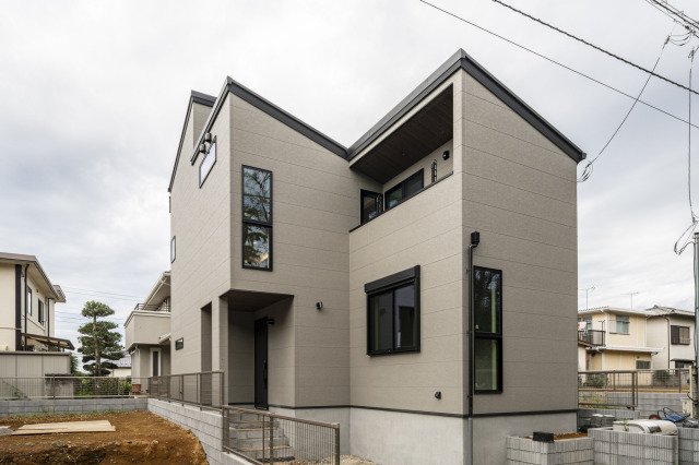 誰にも邪魔されない家族だけの“空の特等席”。
   -  ソラテラスで過ごす、わが家の贅沢時間。