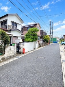 前面道路(4m位置指定道路) 前面道路(4m位置指定道路)