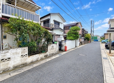 落ち着いた街並みに佇む、穏やかな住環境。 落ち着いた街並みに佇む、穏やかな住環境。