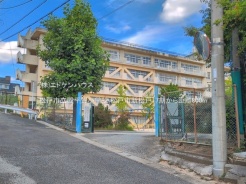松戸市新松戸1丁目