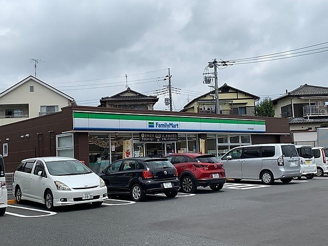 ファミリーマート松戸新田西店
